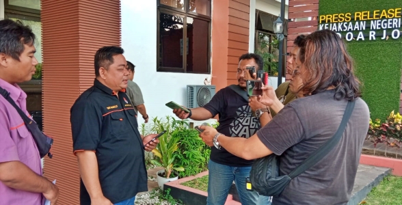 Mutasi Jabatan Pemkab Sidoarjo Jadi Polemik, JCW Kirimi Surat Mendagri Agar Tak Berikan&nbsp;Rekomendasi