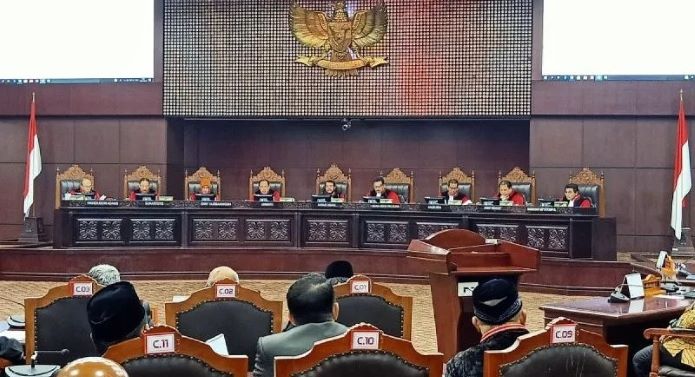MK Patahkan Gugatan AMIN, 3 Hakim Dissenting&nbsp;Opinion