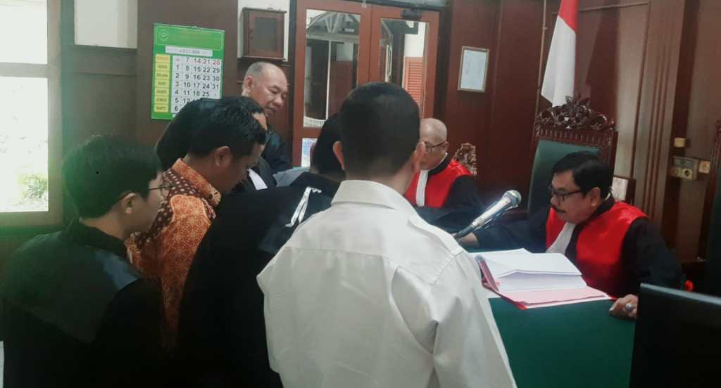 Robert Simangunsong Hadirkan Saksi Advokat, Sidang Lanjutan di PN&nbsp;Surabaya