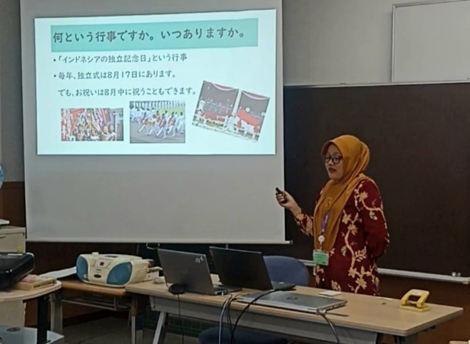 Guru SMA Negeri 1 Krian Ingin Terapkan Disiplin Waktu Masyarakat Jepang Pada Siswanya