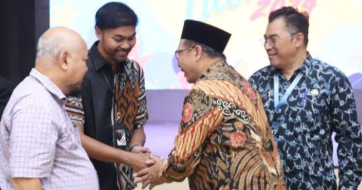 Buka Festival Literasi, Sekda Achmad Washil: Literasi Jadi Bekal Generasi&nbsp;Cerdas