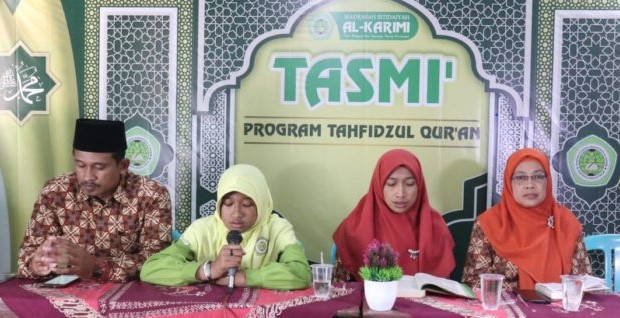 Siswa MI Al-Karimi Tebuwung Jalani Tasmi’ Tahfidzul Qur’an Juz 30